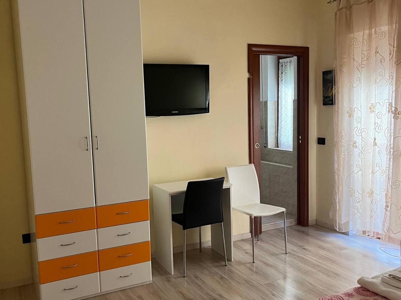 Il Petalo Di Cristallo Crotone Extérieur photo